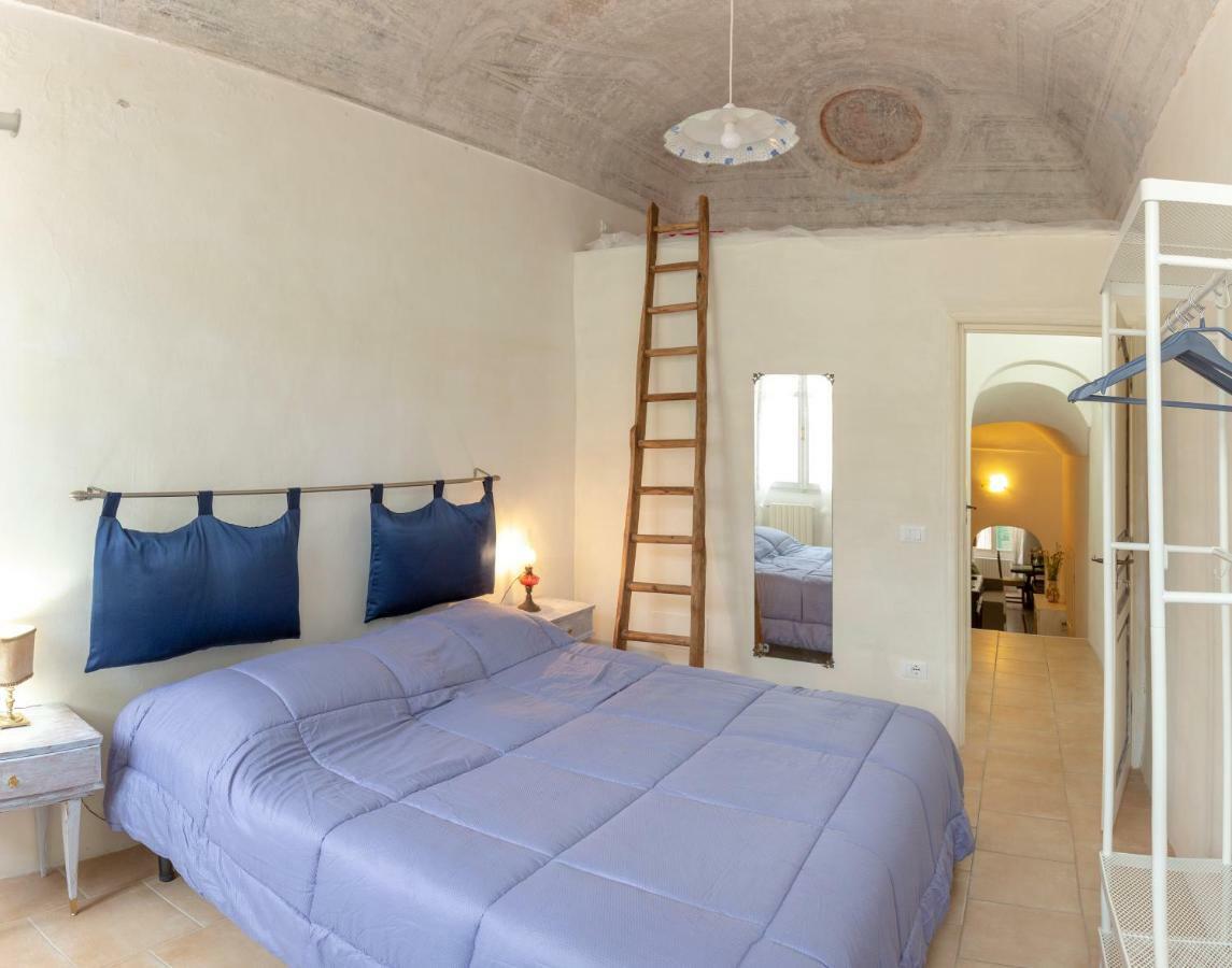 Domus Napoleone Bonaparte Apartment